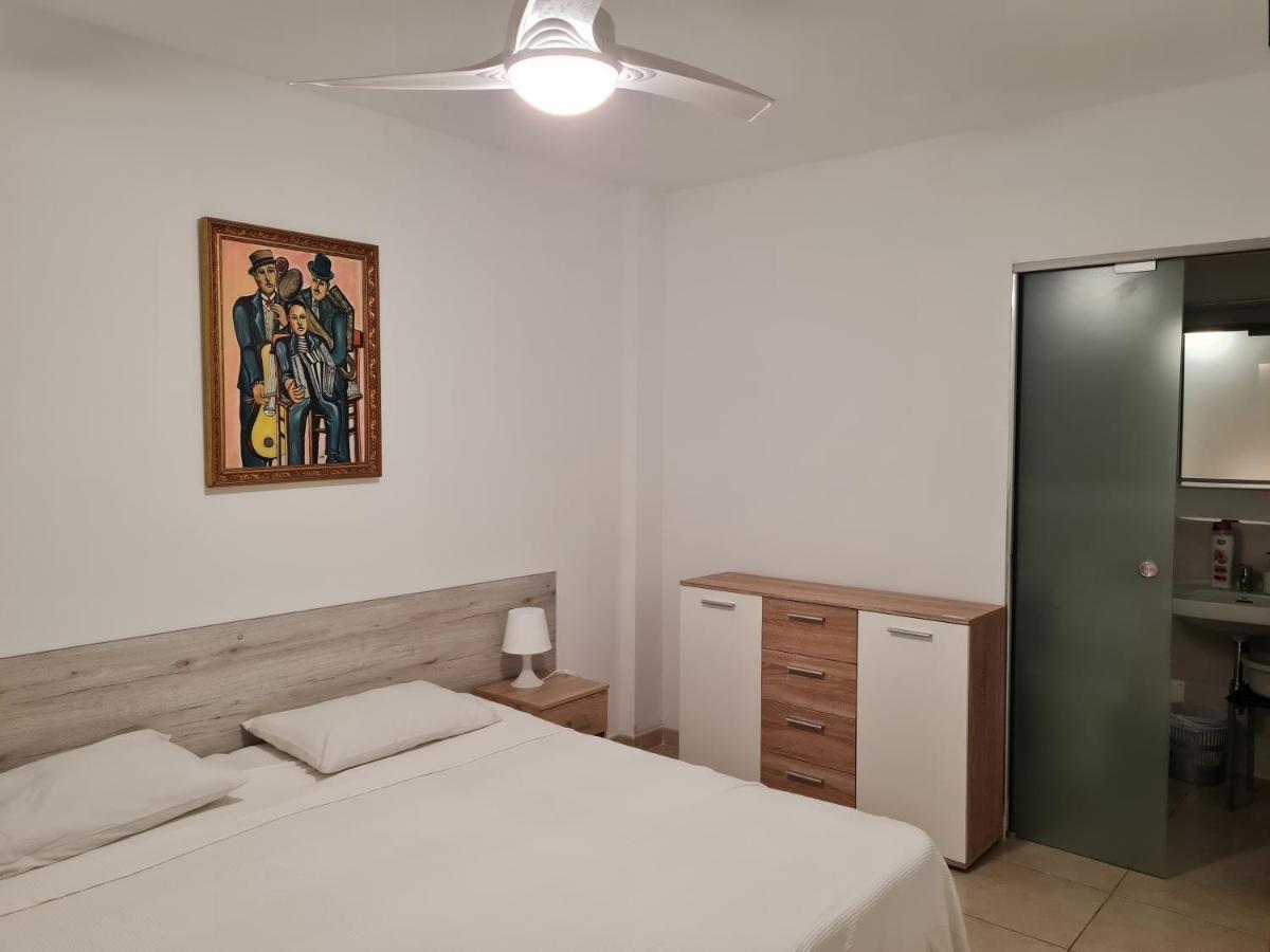 Habitaciones Nathaly Armenime Zewnętrze zdjęcie