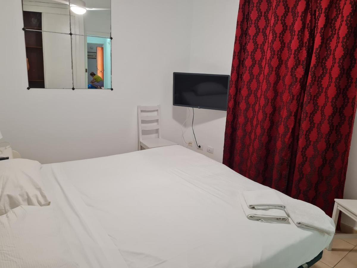 Habitaciones Nathaly Armenime Zewnętrze zdjęcie